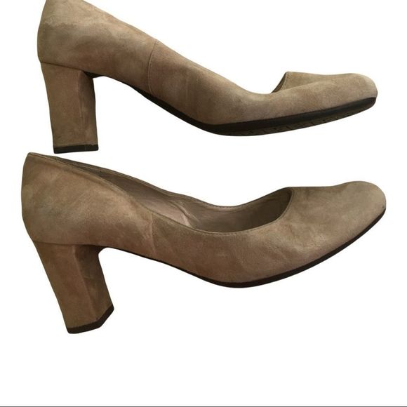 L.K. Bennett London Suede Heels - Picture 2 of 11